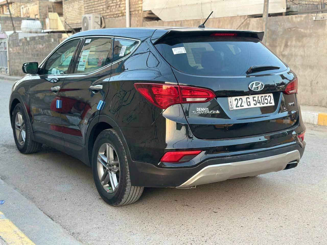 سلام عليكم ورحمة الله وبركاته 
🚗 هيونداي سنتافي 2018 | وارد أمريكي | رقم أربيل 🚗

التفاصيل:
 •  الموديل: 2018 وارد أمريكي
 •  اللون: أسود ملكي، نضافة بره وداخل مثل ما بالصورة
 •  الحادث: بنيد + جاملق أمامي فقط، مصلح شغل درجة أولأ
 •  المسافة: 90 ألف كم حقيقية ومكفولة
 •  المحرك: GDI مكفول، صرفية اقتصادية جداً 
سبير مانازل 
 •  الرقم: أربيل، تحويل ثاني يوم أو وكالة
 •  المكان: بغداد - معاينة بأي وقت

السعر: 135 ورقة 💵 وبيها مجال بسيط للشراي 

للاستفسار اتصال او واتساب***********
