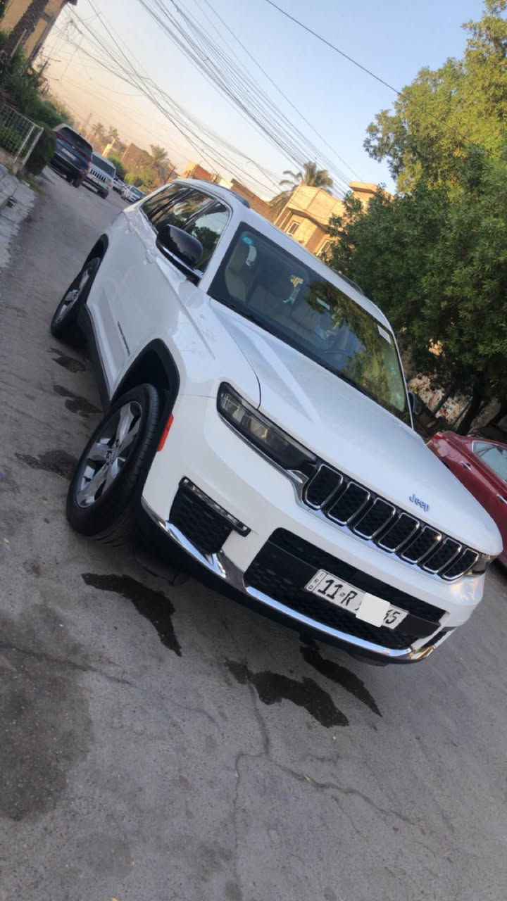 السلام عليكم 
جيب لمتد L ٧ راكب خليجي مكفولة بدون صبغ
موديل 21 رقم بغداد ماشية ٤٠ ألف كيلو 
المواصفات :
بانوراما 
جلد 
٧ راكب 
دشبول دجتل 
تدفئة تبريد كشنات امامي 
تدفئة كشنات خلفي 
تدفئة ستيرن 
حساسات خلفية + امامية 
رادار امامي + جانبي + خلفي 
لد داخلي بلادي لون ابيض 
جنطة كهرباء 
3انظمة قيادة 
محرك 3600  
ب365 وبيهة مجال بسيط 
مكانهة حي الجهاد / نفق الشرطة حي حطين
للتواصل *********** Colombo, Sri Lanka
