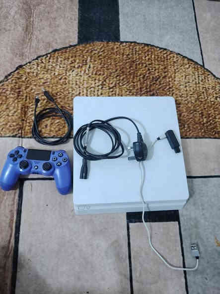 بلي فور للبيع نضيف نضافه 100 ٪
مهكر اصدار 11 بي 5 العاب قويات فيفا 26 كلفيودي ولعاب بعد قويات وبي برنامج تنزيل العاب اي لعبه بالك تنزل جهاز نضيف وما مفتوح لوك ستيكر ذاكره 500 كامل ملحقات جوستك اصلي عنواني بصرهر5ميل رقمي ***********
