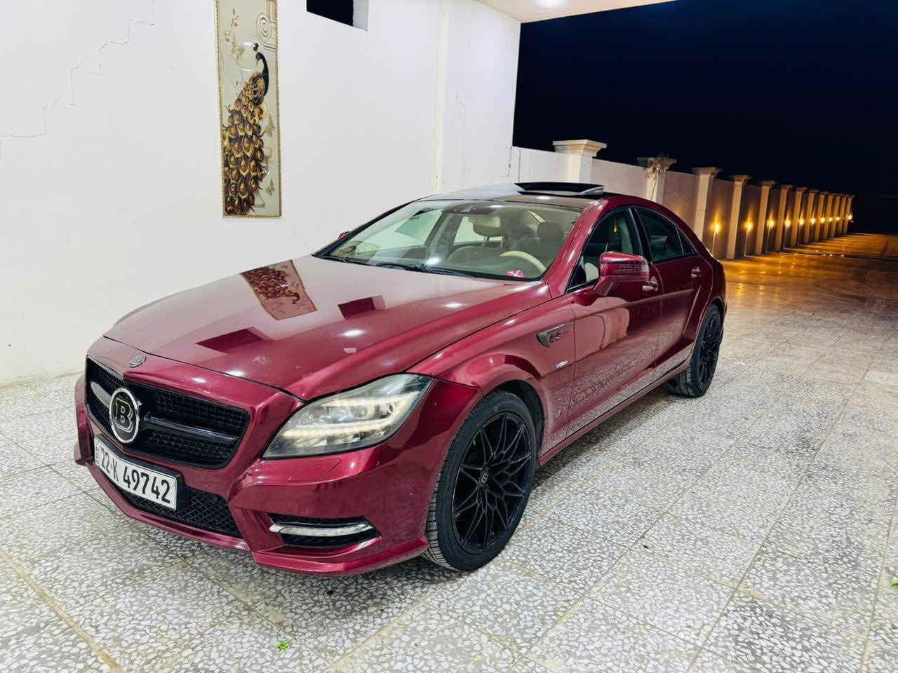 السلام عليكم
شباب سيارة cls /500 / 2012

خليجيه فول مواصفات معروفه فول 

200 وبيها مجال 
***********
