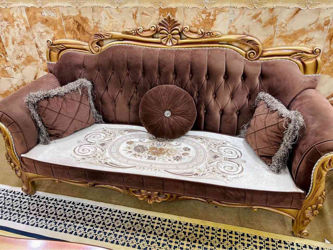 ســلام عليــكم 
طخـــم 10 مقاعـــد للبيــع ، نظافـــة 85‎%‎ واكثر  ، الـــعنوان بغـداد الـشعب حي التجار ، السعــر 750 الف وبي مجال 
للتواصــل يكون على الماسنجـــر او رقم الهــاتف ‭
0775 645 3397‬ بغداد, العراق
