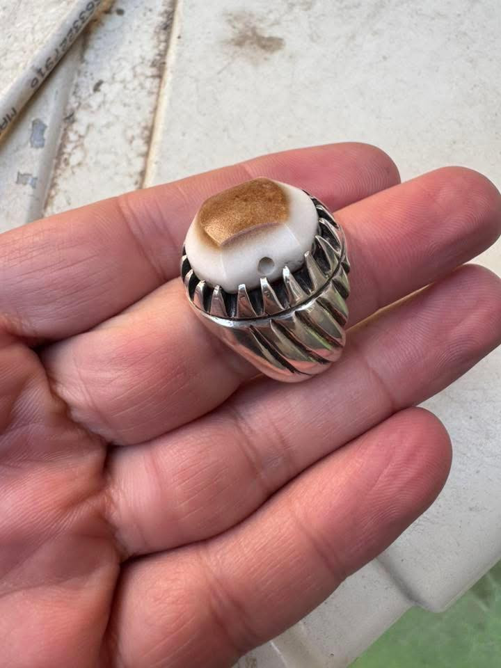 سلام عليكم جزع يماني بقري قديم ثقب صياغه ثقيله للبيع لسعر 200 الف مكاني بغداد


**إذا كنت صاحب هذا الإعلان وتريد حذفه لأي سبب، رجاءا أرسل رسالة إلى الدعم الفني**