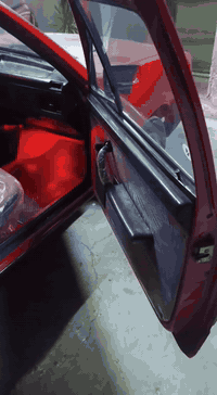 سلام عليكم برازيلي موديل 1986
مكينه وكير جدد تجي وتفحص بيدك
مكينه 1600بلاد. كير 5نمر 
صدر امامي و خلفي جديد 
تخم تاير جديد 
منضومه تبريد كلها جديده 
سياره مصبوغه جماليه 
عل جراد ونصبغت
وصبغ درجه اولى 
مكفوله من طخه وضربه
داخلها كله جديد واضافه عازل صوت وحراره
وتخم بطاين وكشنات جديد
سياره هواي مصروف عليها الله شاهد
سياره بيها جم شغله نقص وميكلفآ هواي
سعرها 46 ورقه وبيها مجال
 ورجآ مايعجب السعر اعبر لمنشور 
سوك كلشي بي حته ب 10 ورقات اكو
وبيكم البركه نشالله
مكاني بغداد لحسينيه واسف على ازعاجكم
 *********** واتساب
