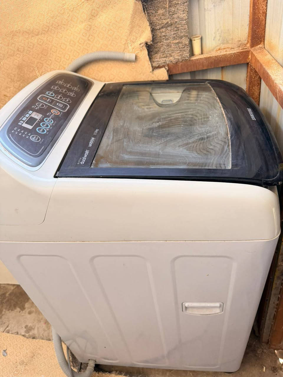 مستخدمة قليل عطل تسريب بالتصريف سعر 150 وبيها مجال قليل البصرة القديمة للتواصل ***********
