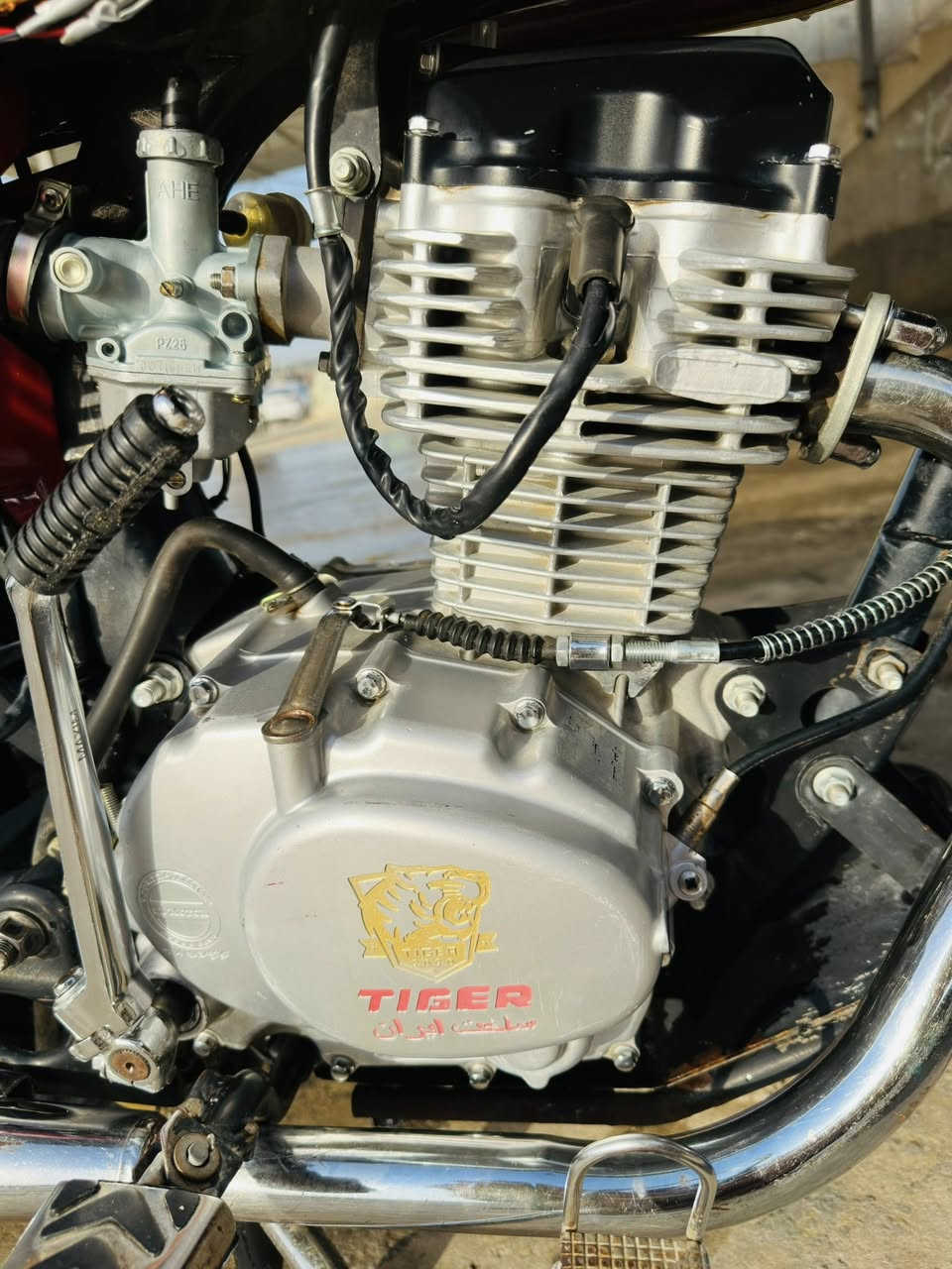 اسلام عليكم مكلف بل نشر  للبيع تايكر 2020وزن ثقيل ابو الدرع مكينه مامفتوحه شرط ويالا دبلات كهربائيات كلو شقال السعر 600 بيمجال    ***********. ‭0770 992 9561‬
