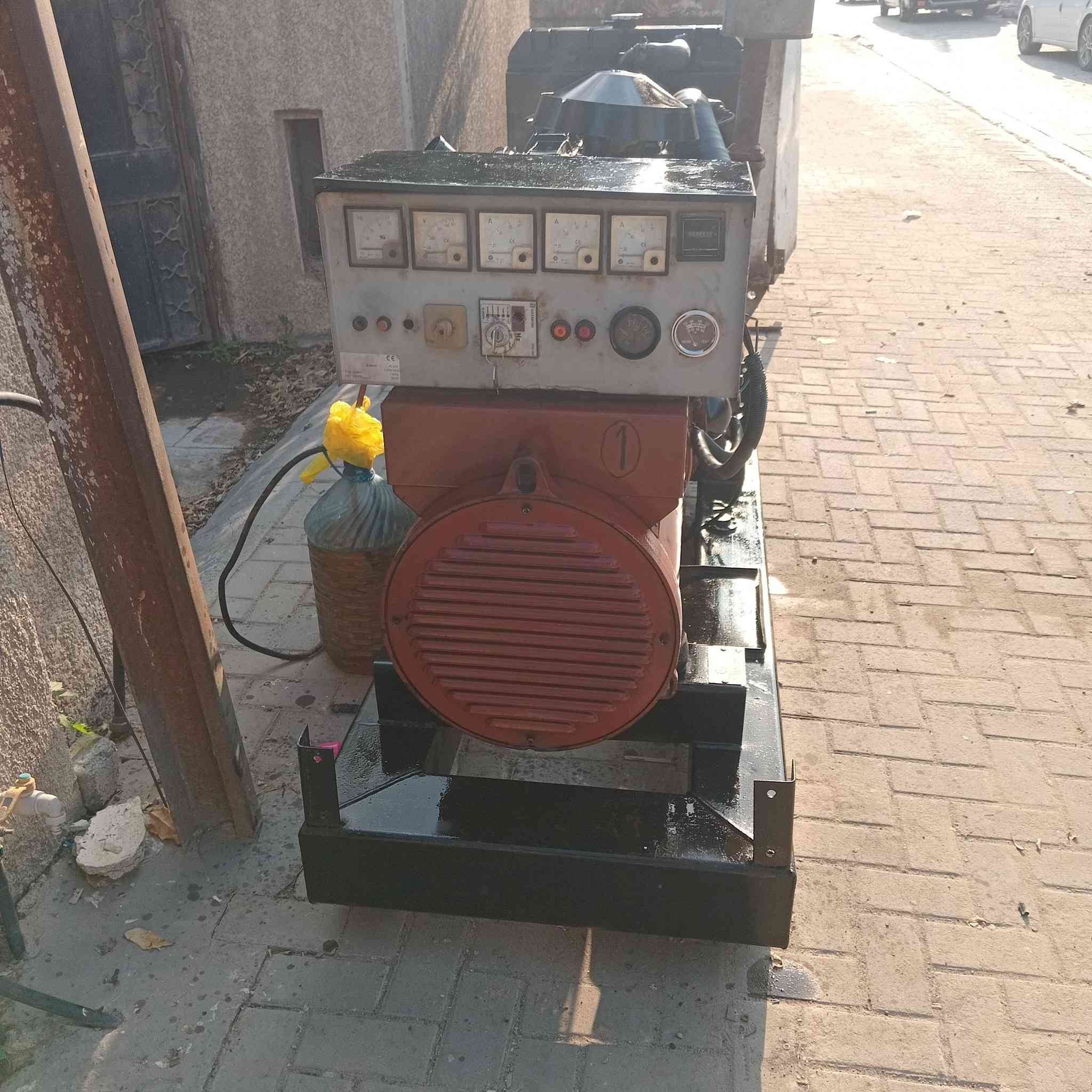 بيركنز انكليزي  ٥٠ كي في***********
