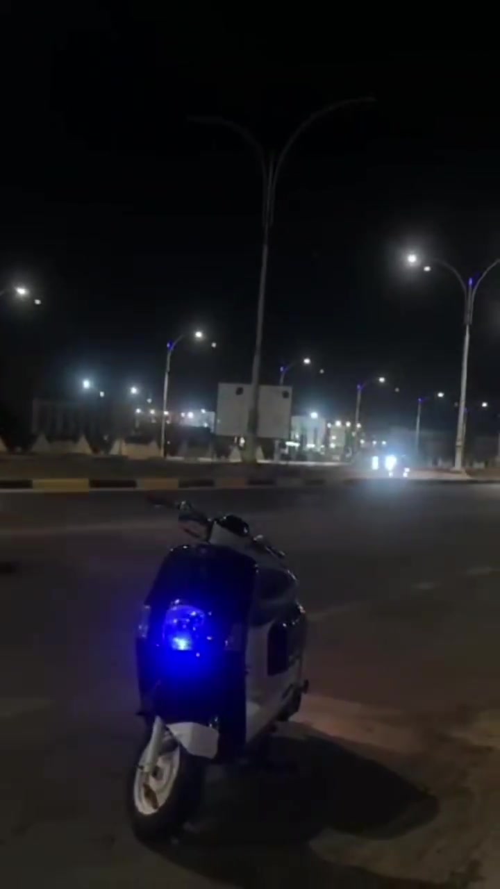 سلام عليكم ماكس بوليس للبيع ما مفتوحه دراجه حاويه علفحص شراي يتصل ***********
