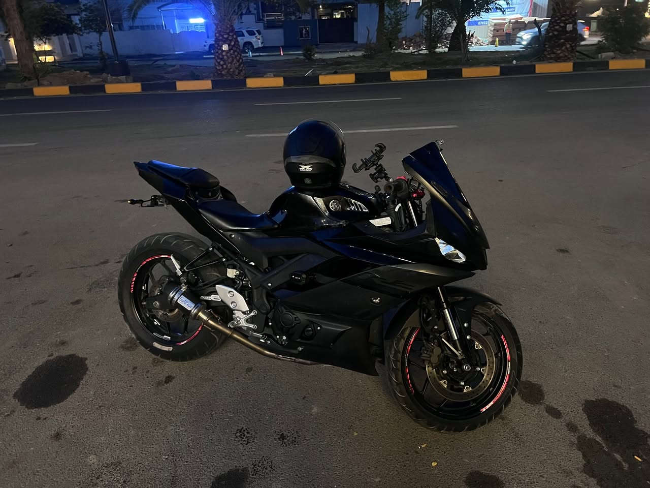 ماشية 11 الف 
بدون حادث مرقم بغداد جديد رقمين انكليزي 
تبديل دهن كل ٥٠٠ كيلو محافظ على المكينه افولها سوبر ومحسن وكفرات موجودة احتياط وكزوز وكالة وفاتح السرعة سنوية باسمي ثاني يوم تحويل 
السعر 50 ورقة واذا جاد وفلوسك جاهزة بيها مجال 
السعر قابل للتفاوض *********** بغداد, العراق
