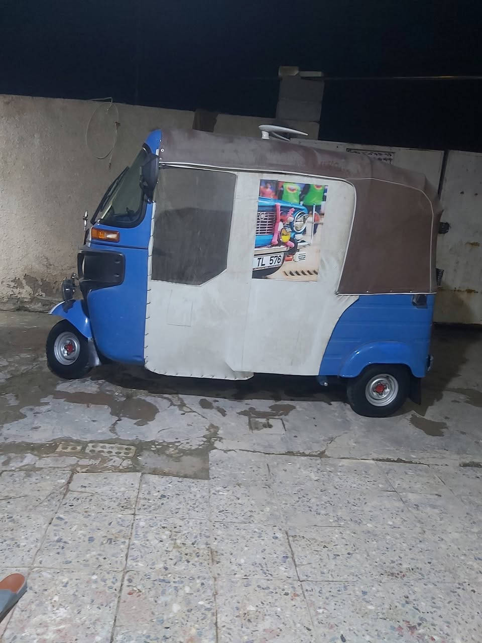 سلام عليكم تكتك عشرين شهر 9 سنويه بعدني ما محول نكليزي تكتك بيه طخه بل صفحه خفيفه وبيه طخه بل لغد من جوه ما مثره ع لغد تكتك سعره 8 ونص بيه مجال قليل كلش مكاني سبع قصور شارع المدارس ***********
