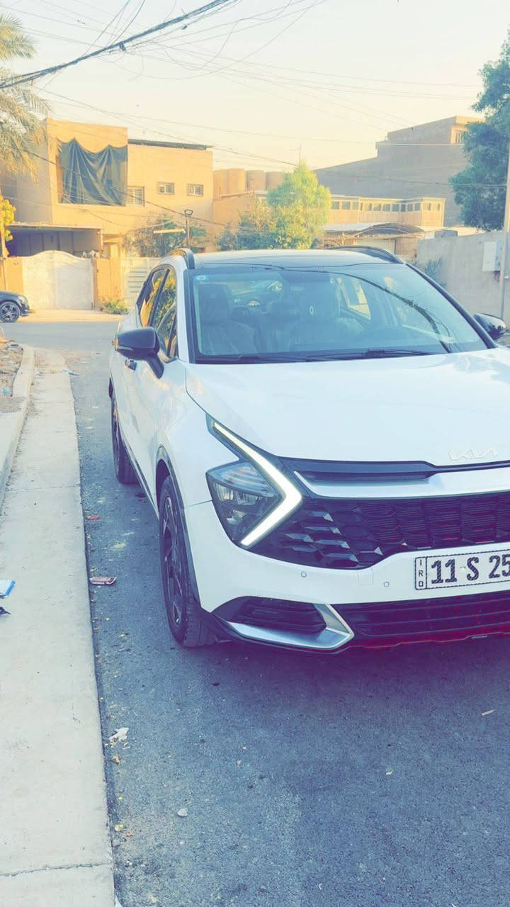 السلام عليكم
سبورتاج للبيع 

كيا سبورتج موديل 2023 السيارة مكفولة بيه ملاحضات بسيطة 

رقم بغداد هزة ورقم جديد

ماشيه 36 الف 🚨✅

خليجي موديل 2023✅((ضمان الدولية )
داخلة ضمان الوكالة 

بانوراما ✅

سعة المحرك 2.0L✅

مرتبط بناقل حركة أوتو 6 نمر✅

كشن السائق كهرباء مع تدفئة الكشنات والمقود ✅

حساسات خلفية أمامية ✅

لايت زينون + LED✅

كشافات ✅

بك لايت LED✅

حجم الاطار 235/50R19✅

ويل كب ✅

4 دسك✅

ماسحة خلفية✅

اريل نفكيتر ✅

مفتاح التشغيل بصمة نزول وصعود الجام بالريمونت✅ (بصمتين موجودة)

دشبول شاشة ✅

شاشة Apple Car play✅

كاميرا دوارة ✅

مثبت السرعة Cruise✅

المودات والأوامر الصوتية✅

أوضاع القيادة  Drive Mode✅

فحص أنظمة السيارة ✅

حساسات ضغط اطارات ✅

مقود جلد حياكة ✅

شفتات مقود✅

قطعتين تبريد✅

هاند بريك كهرباء ✅

ا ABS ✅

ا Auto Hold   أوتو هولد✅

ا ISOFIX   مثبت مقعد الطفل✅

نظام مانع الانزلاق✅

نظام نزول المنحدرات ✅

اشارة في المرايا الجانبية✅

مخرج منفذ الطاقة✅

ا  Bluetooth ✅

شاحن هاتف Wireless ✅

موقع: بغداد / الطوبجي 
السعر 225بيها مجال 
رقمي ***********
