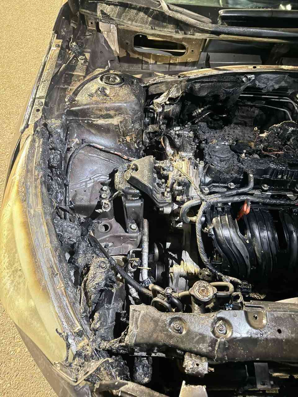 سلام عليكم سياره سوناتا مديل ١٥ وارد فول السياره ماعده الفتحه توه طالعه من الهزه والغرامات ابيع على حادثه *********** مكان بصره اسياره
