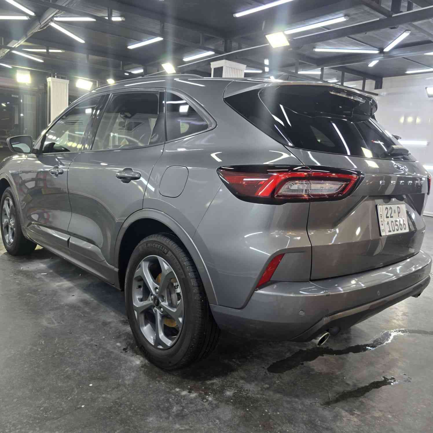 السلام عليكم
فور اسكيب 2023  للبيع 
فول عدا فتحة 
جي تي لاين
الحادث موضح بالصور 
السعر ب١٦٠ بيها مجال بسيط  
مكان السيارة بغداد العامرية 
***********
