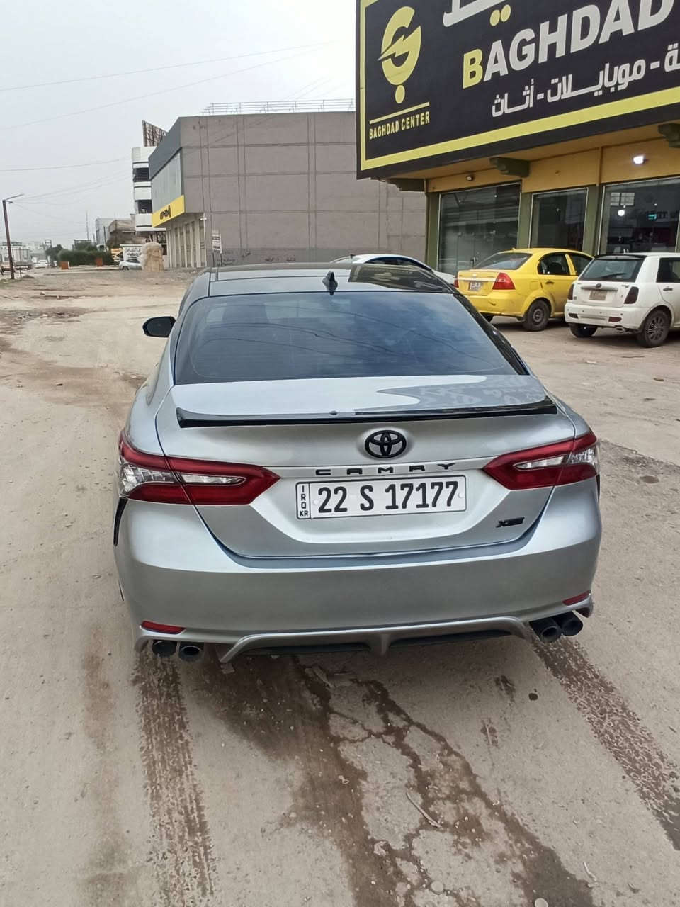 السلام عليكم
كامري 
موديل 2023
وراد امريكي 
رقم أربيل الدولي 
هزه و سنويه جديده 
كابون بانزين الكتروني 
موصفات XSE 
فول مواصفات 
محرك وكير شرط 
ماشيه 35 مايل 
سياره بدون صبغ بيها تعديل بارد بجاملغ الخلفي وشويه بقبغ الصندوك بدون دواخل وبدون ايرباك شرط 
رقم الشاصي مرفق مع الصور 
شرط التحويل 
السعر265$وبيها مجال 
🛑ملاحظه مهمه
 يرجى الاتصال من  الساعه 9 صباحأ إلى الساعه 9 مساء
#العنوان موصل الجديده شارع بغداد مجاور سنتر بغداد
#مكتب ال رزان للسيارت
***********
***********
