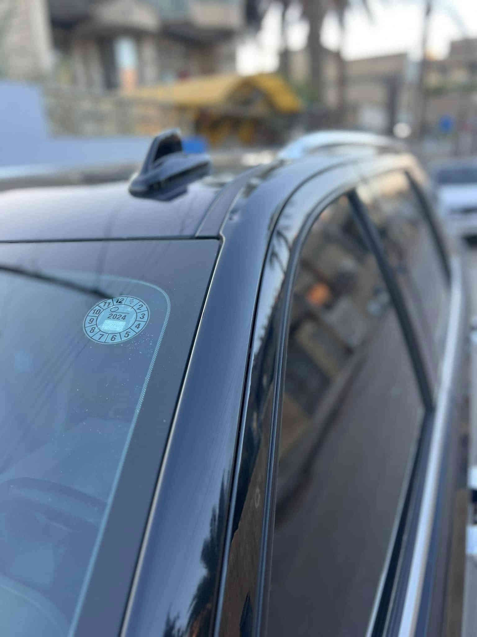 سلام عليكم 
مديل 21
بلاك فول لخير 
￼خليجيه سيارة
ماشيه 120
رقم اربيل 
***********
سعر 480
سيارة تعبان عليهه
