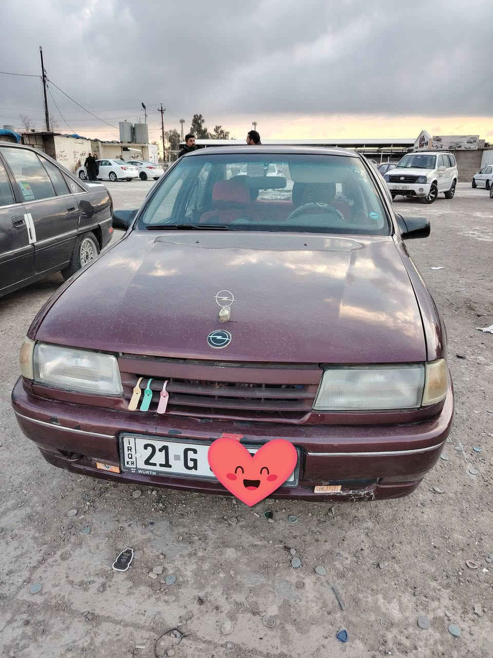 سياره فكتره موديل 90 تسعين مصبوقه  عام للجماليه فقط بدون حدث محرك  كير شرط  كهربائية كلو شغال دفتر بانزين سنويه 2030 المكان كركوك السعر ٤٣ الاتصال هذه الرقم ***********
