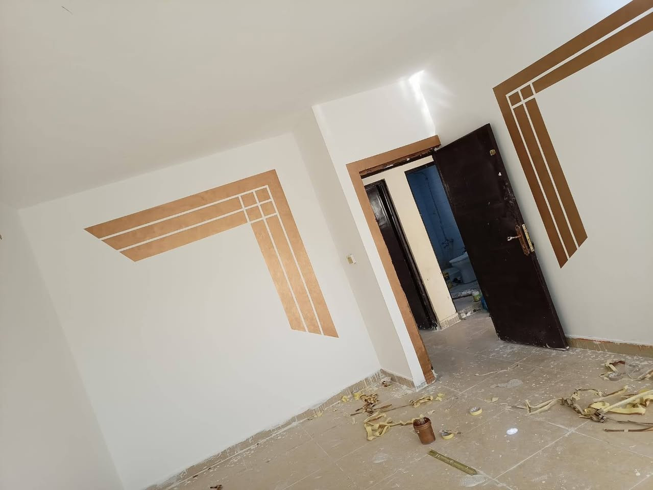 شقه فئهB 
عماره B16 شقه رقم 5 طابق اول
مساحه 150 متر
3 غرف 
صاله استقبال 
2 صحيات 
مطبخ حار وبارد 
مدخل وممر كبير 
نظيفه وجديده
السعر 76 مليون
للاستفسار ***********
