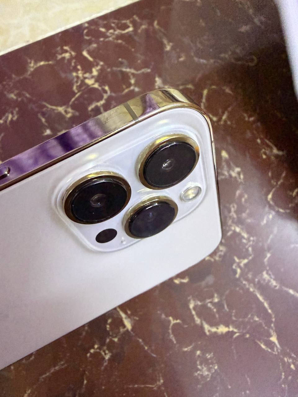 السلام عليكم 
للبيع الايفون 13 بروماكس ذاكرة 256GB  لون ذهبي 
جهاز أمريكي، كلشي بيه أصلي، نسبة البطارية 85%، نظيف جدًا والاستعمال شخصي، السعر 750 الف


**إذا كنت صاحب هذا الإعلان وتريد حذفه لأي سبب، رجاءا أرسل رسالة إلى الدعم الفني**