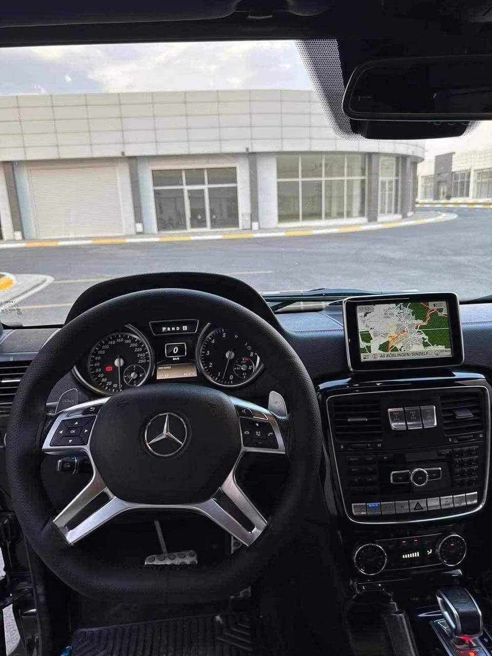 G class 2015
‎السياره فول مواصفات داخلها لونين ابيض واسود
مغلفه بالكامل ppf
‎السياره مابيها اي نقص 
‎ومكفوله من الحادث والصبغ والسرقه  والانتربول
سعرها 53,000$
للبيع او مراوس بg2024,,2025
التواصل واتس او عل خط 
***********
