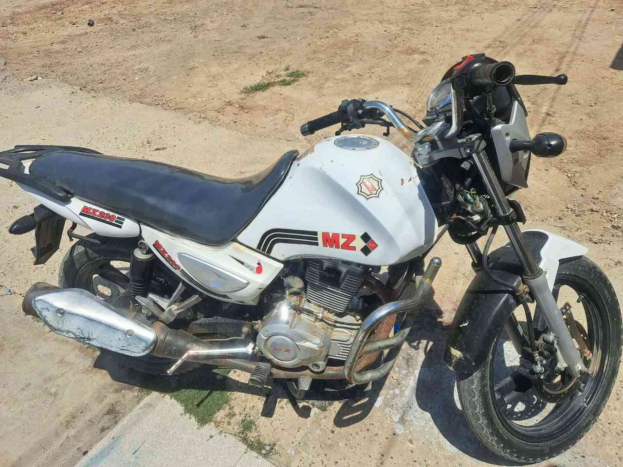 سلام عليكم موطور امزت عالي موديل عشرين  دراجه عوزها شغلات وترتيب تجي تفحص وتاخذ  سعر 650 بيه مجال للستفسار اتصل ***********

