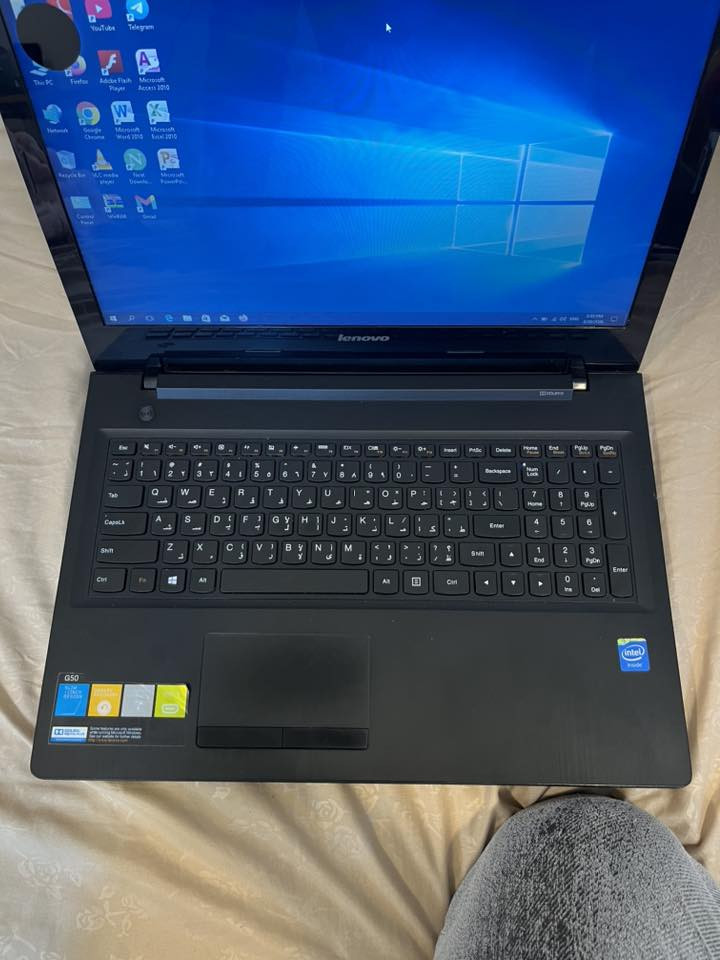 السلام عليكم للبيع لابتوب hp mini 
جهاز نضيف جدا 
و عله الفحص اي عطل ما بي 
بطاريته تشتغل ساعه او اقل شويه 
رام ٢
هاد ٢٥٦ hhd

سعره ٥٥ و بي مجال 
مكاني جميله شارع خير الله 
رقمي ***********
متواجد واتساب
