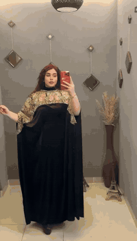 عبايات رمضانية 
#جملة_فقط 
اجمل الموديلات بارقى الخامات المخمل المطعمه بالنقوشات الرمضانيه المميزه
اقل كميه درزن
ممكن حجز موديلين للدرزن
للحجز على الخاص او على الواتساب
***********
