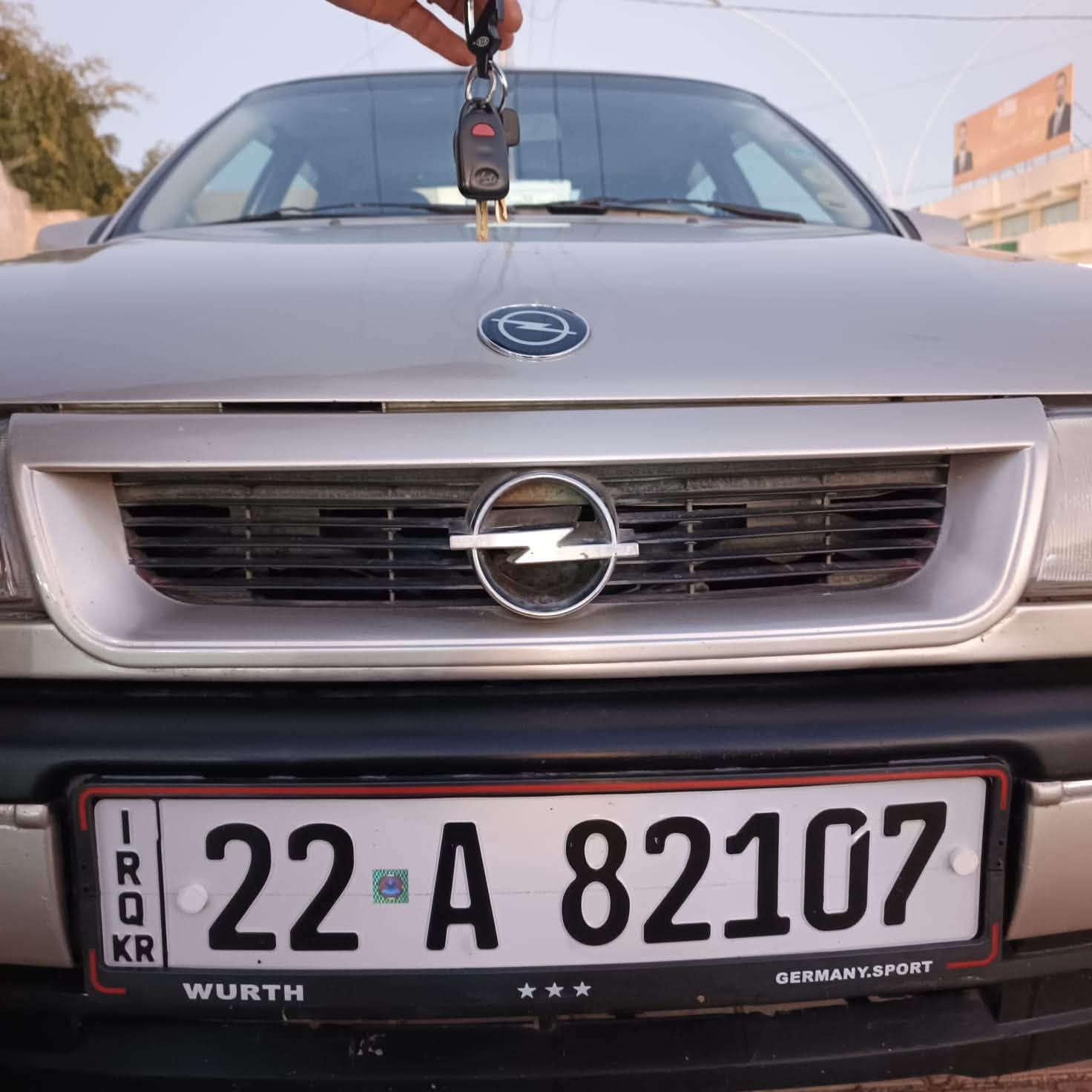 السلام عليكم اوبل فكترا موديل 1992 محرك 2000 رقم أربيل سنويه جديد هزه جديد بسمي تحويل ثاني يوم سياره تخم تاير جديده جاهزه قفل مركزي سياره بلادي بدون خياس صبغ جماليه فقط سياره جديده معنى الكلمه السعر 46 بي مجال الشراي يتصل ***********
