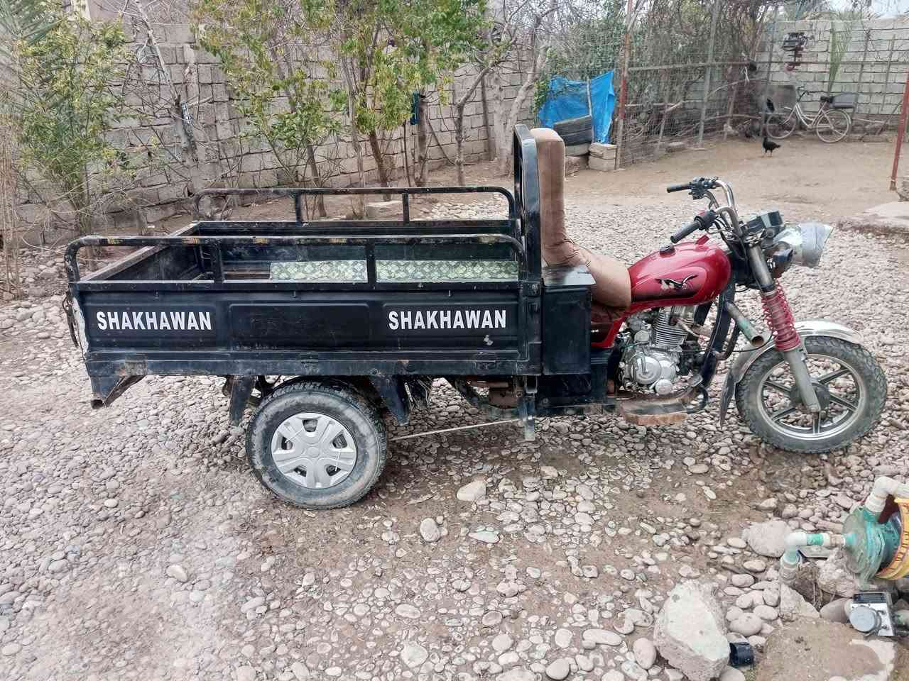 سلام عليكم يوجد ستوته للبيع الاتصال على الرقم ***********
