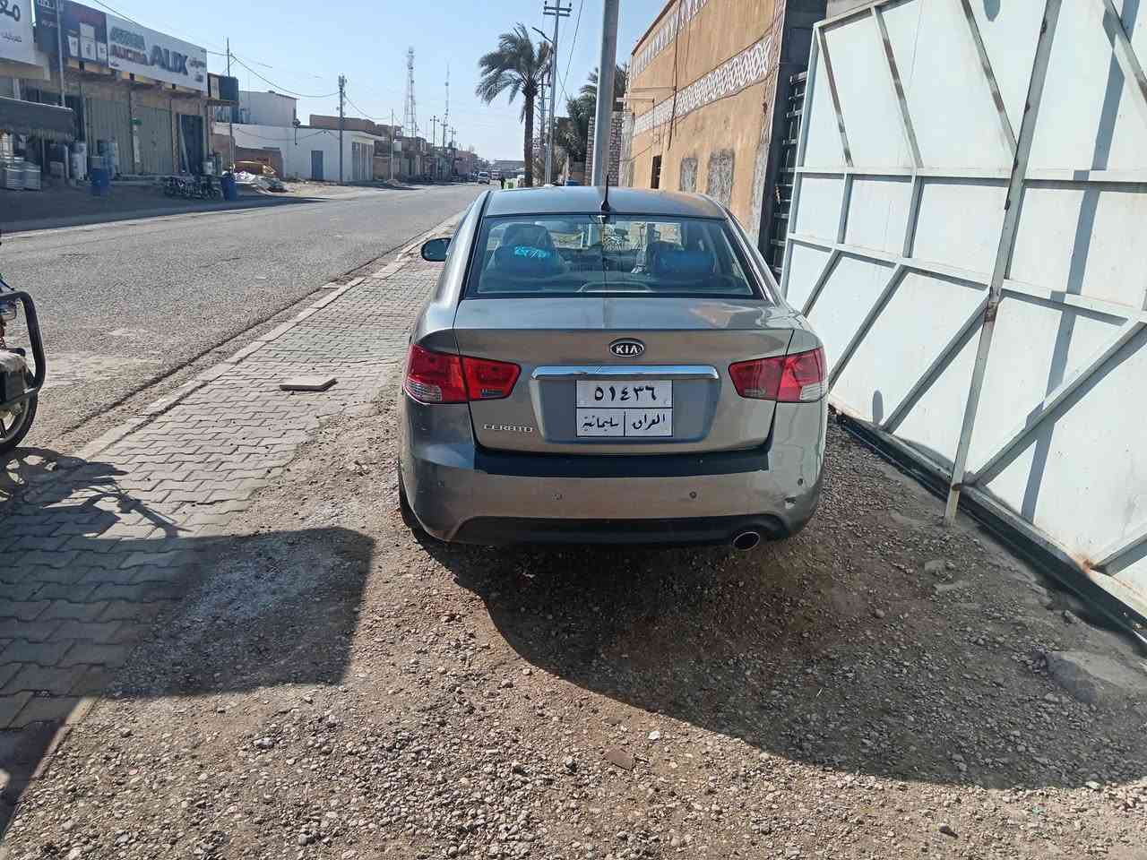 سيراتو ٢٠١٢ وارد خليجي مو كوري خليجي فول مواصفات السياره جديده مكفوله عده شخط ابين الباب والجاملغ الخلفي ومصبوغ ع كدها فقط رقم سليمانيه بسمي للبيع او المراوس حسب القناعه رقمي ***********
