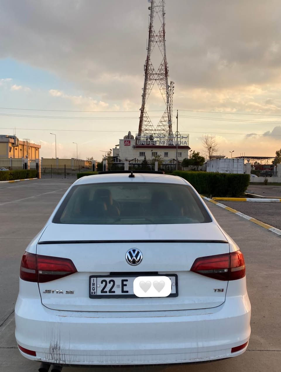 جيتا مؤديل 2018  بي سبوغه پشتوو پيشي كه پسه 
ته نها دوو جي ساردي هه يه فوول مواسه فات سلايت به سمه كوشين كاره بايي كوشين هيته ر و جلد سووكان ڤؤليؤم شاشه ئايپات له هه وليرم سعري  { 140 } وه ره قه و معا مه له يه ژماره ي مؤبايل { *********** }📲 أربيل, العراق
