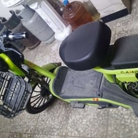 دراجه شحن حجم ١٤ سعر ٢٠٠ بطاريات تعبانه للتواصل واتس٠٧٧٤٢٣٥٢١٣٨