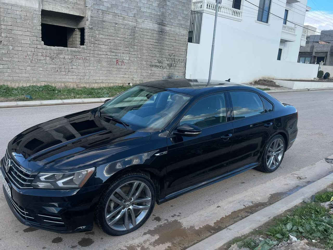 پاسات ٢٠١٨ rline
١٣٧ مایل ماشی 
دعم ربع بولند و جملوخ 
بدون دواخل إرباك كلو سليم شريكه 
عليها غرامه 620الف ينزل من سعر 
عنوان سياره دهوك رقم تلفون ***********واتساب اكر, نينوى
