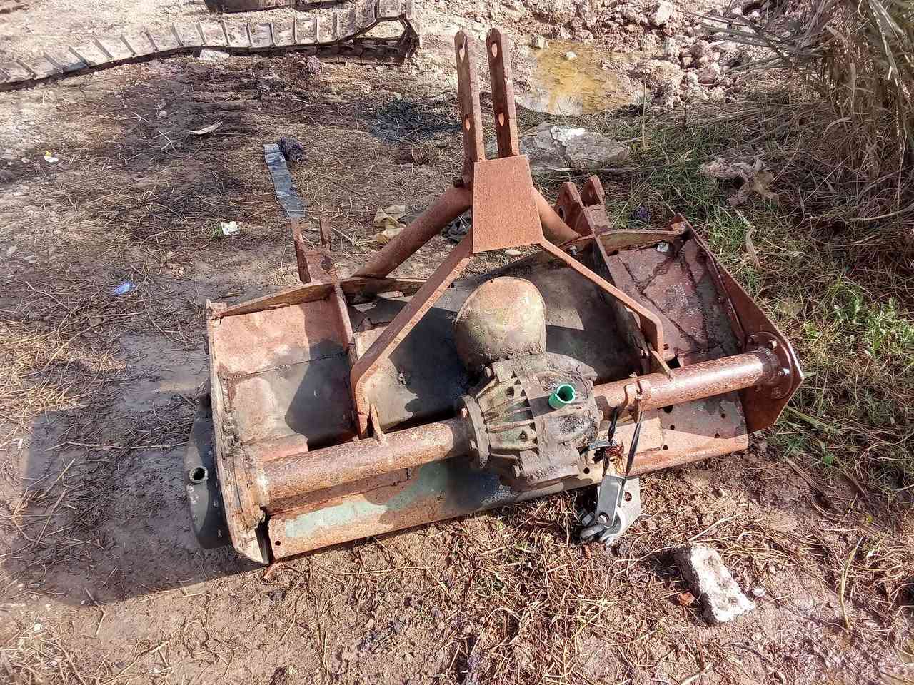 البيع محرك اكرفول 3بستم يطالي شغال وجهز. مع رفاس. اوسجين ***********
