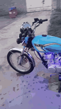 السلام عليكم تايكر ٢٤كامله ما بيه نقص كهربائيته كامله مكينه قويه كلش فقط شاشه وكفه  بقيه كفاله سعره ٦٠٠بيه مجال مكاني دلي عباس هذا رقمي ***********
