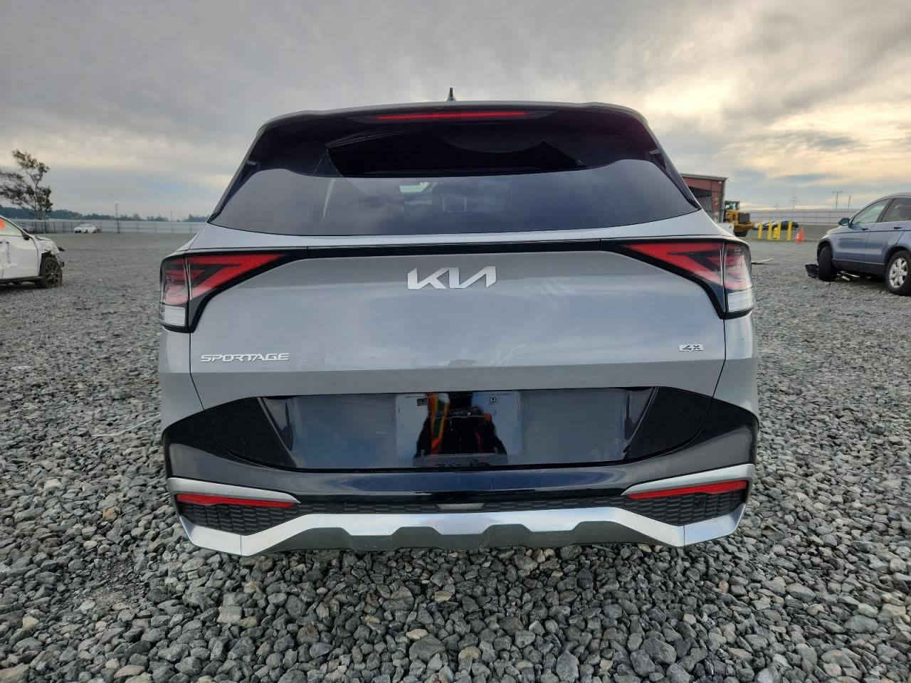 نوع السياره والموديل : كيا سبورتج 2025 SX PRESTIGE

لون السياره : اسمنتي

حجم المحرك : 4 سلندر 2.5L

موعد ووقت المزاد : الخميس 19 \ 2 \ 2026 11:00PM

مدة وصول السيارة : من 45 الى 60 يوم

سعر السيارة : حسب المزاد 
للاستفسار عن طرق الاستيراد.. تواصل معنا.📲"
​📍 العنوان: [ناحية شيخ سعد قرب الدفاع المدني]
*********** صادق الحداد 
*********** باسم
@إشارة
