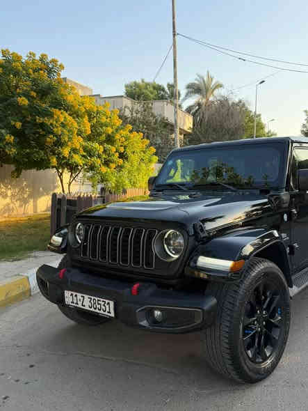 ---

📌 عرض بيع – Jeep Wrangler Sahara 2023 Hybrid

للبيع جيب رانكلر صحارى موديل 2023 هايبرد، مواصفات فل،
السيارة ماشية 83,000 كم فقط.

🔹 المواصفات:

محرك هايبرد اقتصادي وقوي

دفع رباعي

شاشة كبيرة

كاميرا خلفية

حساسات

رنجات أصلية

تشغيل بصمة

دخول ذكي

مثبت سرعة

سقف هارد توب

داخلي جلد

إنارة LED كاملة

🔹 الحالة:
السيارة بيها حادث قطعة وحدة فقط، وتم إصلاحها بشكل صحيح وماكو أي أضرار ميكانيكية.

السيارة بحالة ممتازة وجاهزة للفحص.

📞 للاستفسار:
(***********)

السعر 305 وبيها مجال
---
