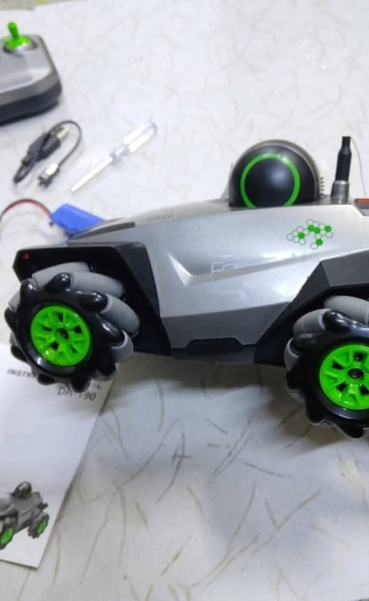 سيارة احترافية 
بيها مميزات كثيرة 
تنربط على الموبايل 
تحكم عن بعد بواسطة ريمونت 
مزودة بكاميرة واي فاي بتقنية HD FPV
الكاميرة تفتر 120درجة
والعدسة مفلترة
تصور بزاوية 90درجة
السيارة تدور 360درجة بثباتية عالية بدون تزحلق 

ومميزات اخرى
الفديو يوضح مميزاتها وسرعتها والكاميرة  
امزون اوربي الاول القديم 
السعر 40الف 
ومتوفر توصيل لجميع المحافظات 
اهلا وسهلا بالجميع


**إذا كنت صاحب هذا الإعلان وتريد حذفه لأي سبب، رجاءا أرسل رسالة إلى الدعم الفني**