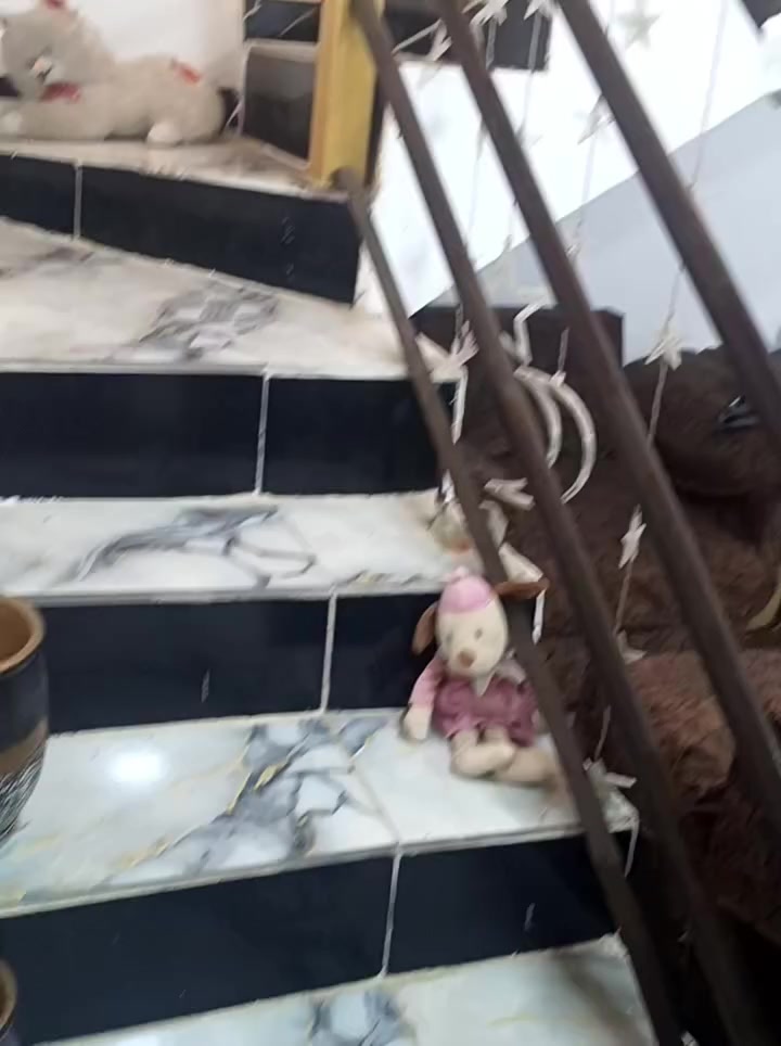 السلام عليكم ورحمة الله وبركاته بيت للبيع المساحه 200mالواجهيه10 النزال20 المكان كوت حي الحكيم نزله العميد جادر الاستفسار خاص ***********
