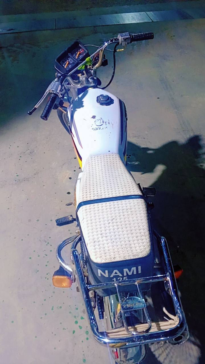 سلام عليكم شباب دراجه للبيع نوع تايكر موديل 19اوراق اصوليه كامله جاهزه كهرباء وكلشي مال جناي محرك هندر ونص مكفول تاخذها ربع ما ذب عليها السعر 350 وبيها مجال 
***********
