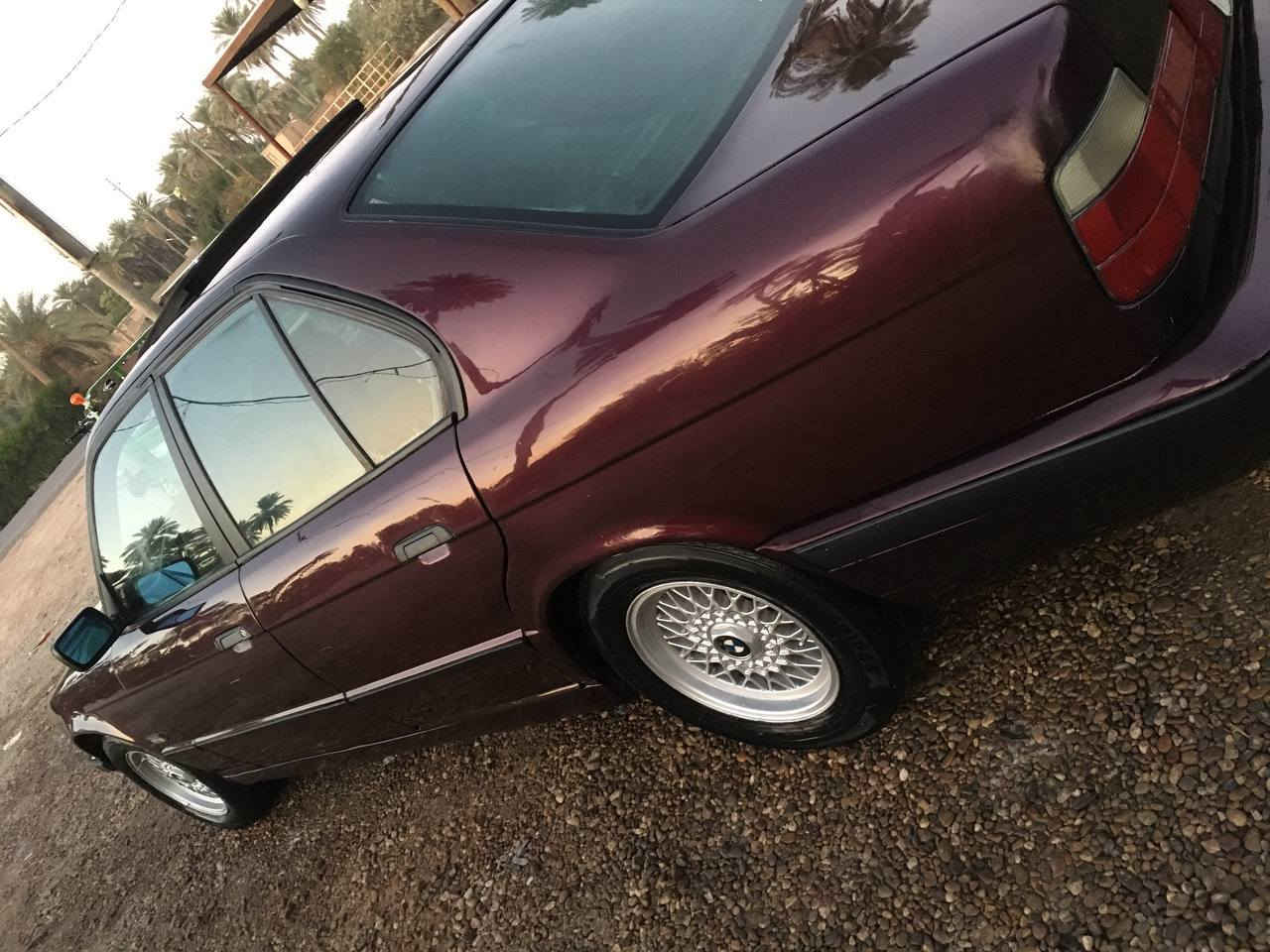 السلام عليكم
BMW/ موريل/ 91
بجم عريض سنويه رسمي رقم بغداد انكليزي
داخله هزه كير ومكينه كفاله 
حداديه جديده كهربائيات كلها شغاله تخم تاير جديد فتحه بل قماره العنوان واسط عزيزيه لاستفسار‏‪***********‬‏ هذا رقم صاحبه
