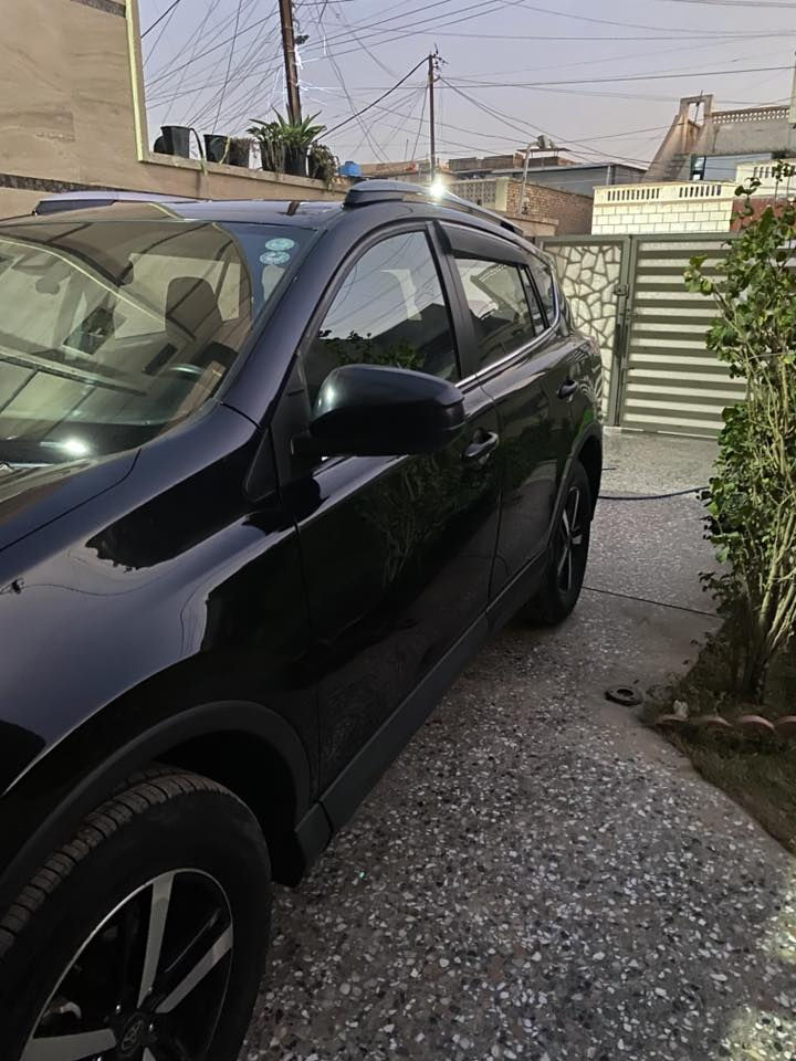 السلام عليكم راف فور للبيع مديل ٢٠١٧رارد أريكي حادثه باب خلفي امبدل والباقي كفاله عامه محرك ٢٥٠٠. السياره حيل نضيفه رقم أربيل باسمي مكانه بغداد الدوره السعر ١٧٠وبيه مجال للطيبين الرقم ***********
