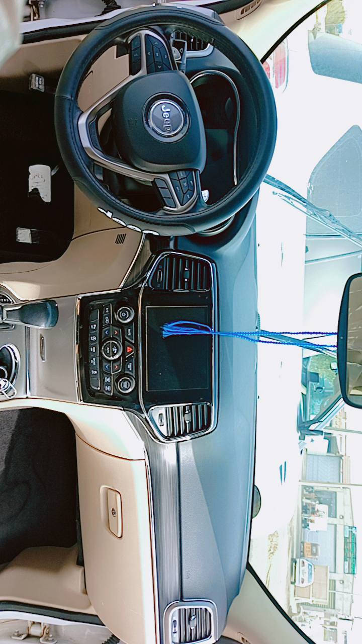 جيب 2019 لمتد  ( خـليـجـي )تم تخفيض السعررر🔥🔥🔥🔥
ماشية 90,000الف

الموديل:2019 (خليجي)وكالة 

المحرك : V6.  3.6L . 

كفاله عامه

لون ابيض

المواصفات :

• دفع رباعي 4x4 . 

• تحذير النقطة عمياء ⚠ .

• ويل قياس 20 انج .

• انارة متحركة .

• سقف بانوراما . 

• شاشه كبيرة . 

• نظام الخرائط (GPS) .

• ستيرن كهربائي . 

• المصابيح الأمامية زنون .

• كشافات الضباب زنون .     

• تشغيل عن بعد .

• صندوق كهربائي ..

• حفظ وضعيات الجلوس (ميموري) . 

• المقاعد الأمامية كهربائية .

• المقاعد الأمامية تبريد وتدفئة .

• المقاعد الخلفية تدفئة .. 

• حساسات أمامية . 

• حساسات خلفية . 

• كاميرا خلفية دوارة.

• تدفئة ستيرن . 

• مانع تصادم خلفي .

• ابل كاربلي وايرلس . 

• محدد سرعة . سقف بنوراما فتحتين

• نظام التشغيل والاطفاء الاوتوماتيكي ( Auto Start System. )

• ⁠مري قلاب

• ⁠مري شفط

• وضعيات قيادة

• ⁠شفتات ستيرن

• ⁠داخل بيجي 

• ⁠سيستم سماعات

• ⁠هزة وسنوية جديدة

• ⁠سيارة بسمي مداور ثاني يوم

• ⁠تايرات جدد

⁠***********

السعر 290$

وبيه مجال حك جيه
