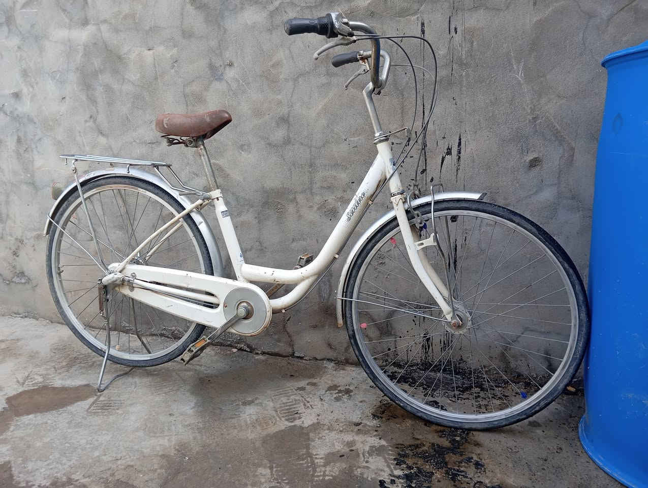 اخوان بايسكلات باله درجه اولى واحد 26والثاني 20 مكاني طويريج سعرهم اثنينهم 75 الابيض 50و الاحمر 25


**إذا كنت صاحب هذا الإعلان وتريد حذفه لأي سبب، رجاءا أرسل رسالة إلى الدعم الفني**