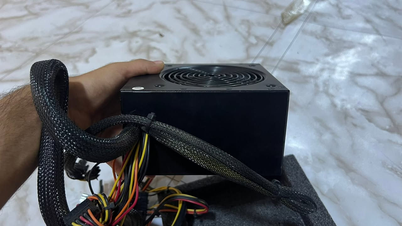 بور كولر ماستر 500w plus80 كلللش نظيف
السعر 45 الف


**إذا كنت صاحب هذا الإعلان وتريد حذفه لأي سبب، رجاءا أرسل رسالة إلى الدعم الفني**