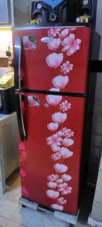 ثلاجه للبيع مستعجل كولش اخت الجديده ب70 المكان بغداد الجديده رحمه الوا...