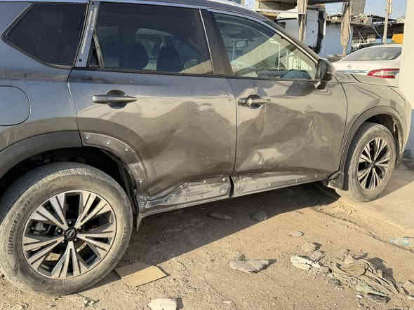 نیسان ڕۆگ 2022 فول مواسەفات 
سەیارەکە بێ بۆیاغ بێ گۆڕاوه 
هەموو گیانی بەشەرت 
فول مواسه فات 
په رده بيلادي 
پانورانا 
ده بل اكسل 
كوشن جلد 
٥مود لي خورين 
SV پله س  

٣بستوني توربويه 
٢٣مايل روشتووه 

ڕادار و بەردی بەشەرت 
ره قم سليماني ره قه مو سه نه وي تازه يه 

گێر و مەکیەنەی بەشەرت 
هیچ کێشەیەکی تێدا نییە 

كه لار 
نرخي ١٦٠$وه ره قه 

ئه ودوو ده رگايه ي به سارد ديته وه جاكم نه كردووه به وشيوه يه ده ي فروشم 

ژمارەی خاوەنی سەیارە ☎️

***********
