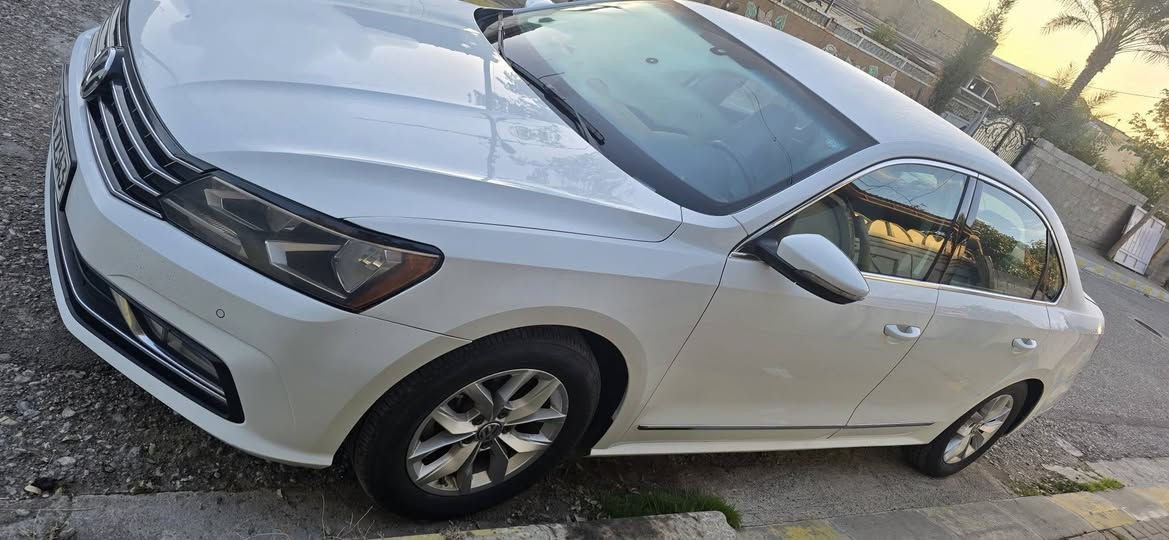 باسات ٢٠١٦ خليجي ٥ سلندر وخمس مواصفات بيها خمس قطع وربع صبغ بدون دواخل بدون ارباك ماشية ١٨٧ ميل كير ومحرك بشرط مامفتوح سعر ١٣٥ وبي مجال ان شاء الله ***********
