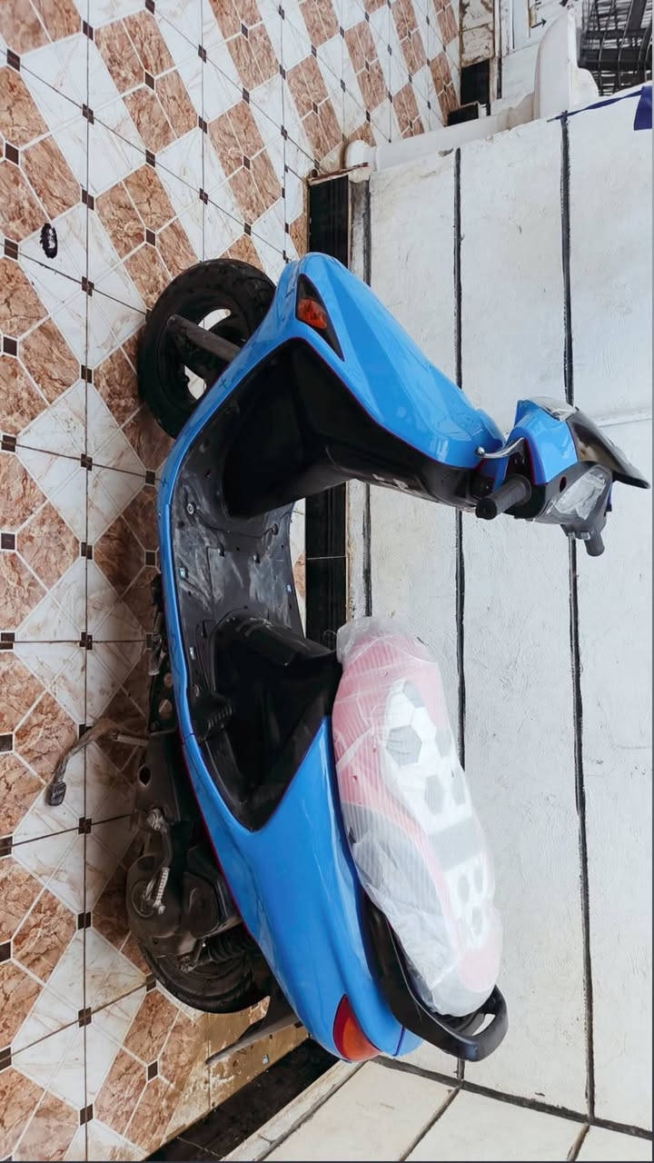 دراجه فراشه نوع فحل جديده رمبه كله شغال العنوان حله شارع 100 ***********
