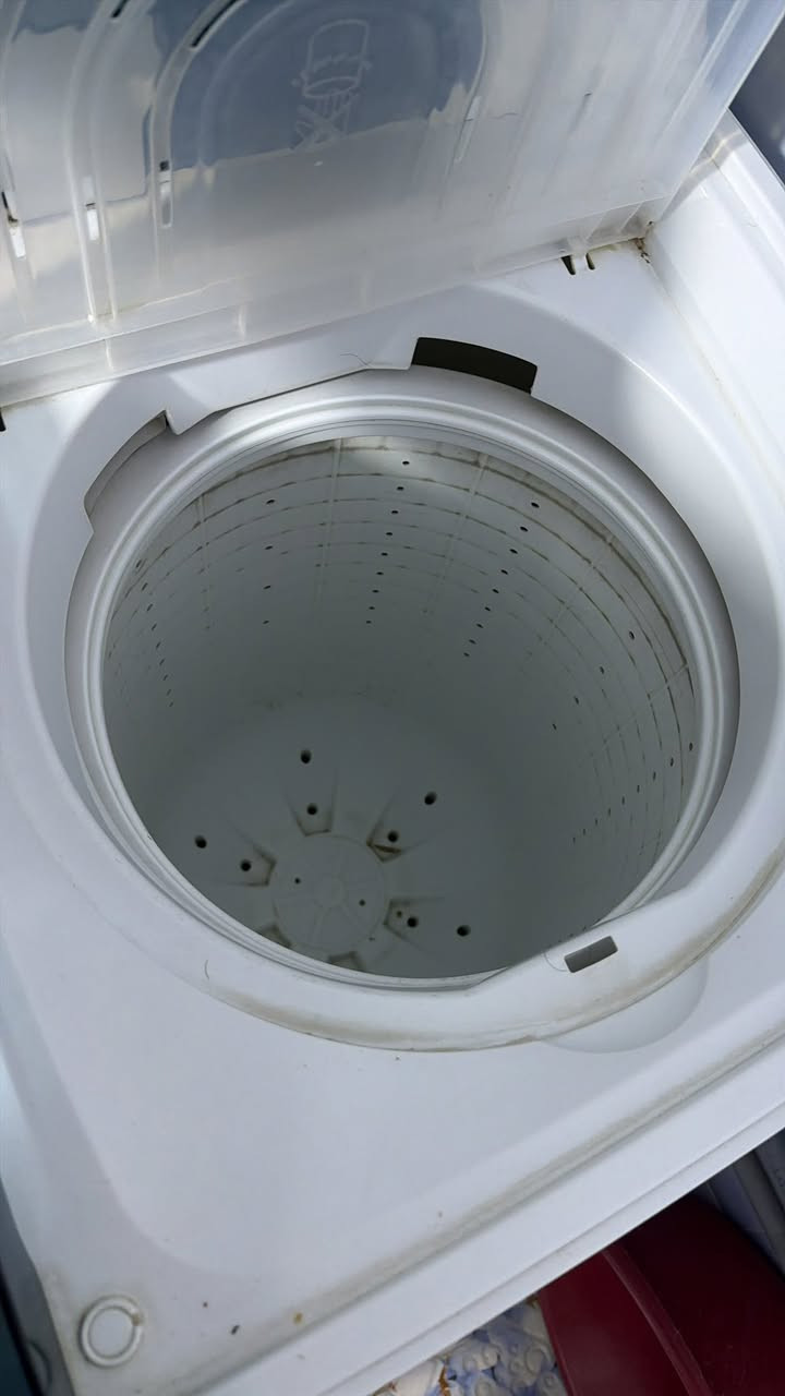 السلام عليكم غساله وكاونتر تسكام للبيع والسنك مرمر طبيعي كلهن جدد تجي تفحص وتشوف بعينك مكاني بابل ورديه خارج فرع معمل بلوك ابو كيره ***********
