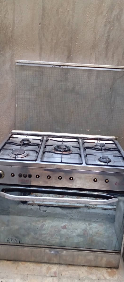 طباخ للبيع سعرة 110 عيونة عوزة وكاكات ويصخم رادلة ادامة


**إذا كنت صاحب هذا الإعلان وتريد حذفه لأي سبب، رجاءا أرسل رسالة إلى الدعم الفني**