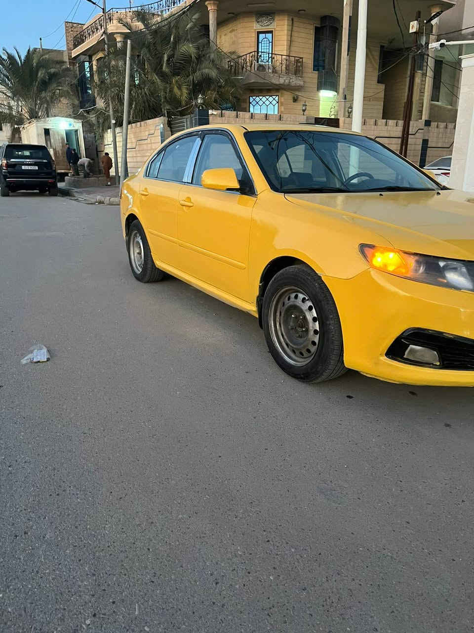 السلام عليكم #للبيع أو مراوس
اوبتيما 2009 وارد كوري مكينة 2000 جديده شرط 
كير 4نمر جديد حدادية جديده تخم تاير السياره ماعايزه برغي جاهزه هيئة وغرامات مصفره مشروع وطني #ضربتها جاملغ خلفي مگصوص ومبدل فقط قبق جاملغ +جاملغ وبنيد مبدلات يعني 4قطع مكفولة من العابر والتجيه والگلبه
#السعر 77وبيها مجال 
#عنوان السماوة ***********
